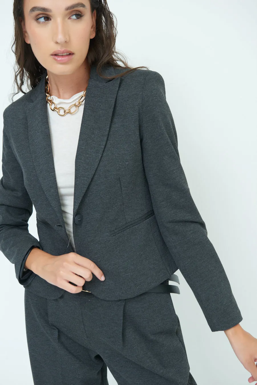 Chic cropped jacket with button closure wholesale