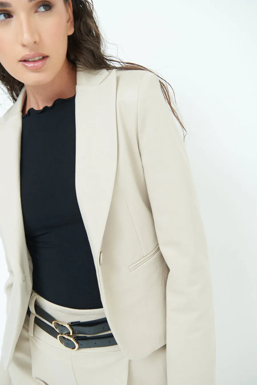 Chic cropped jacket with button closure wholesale