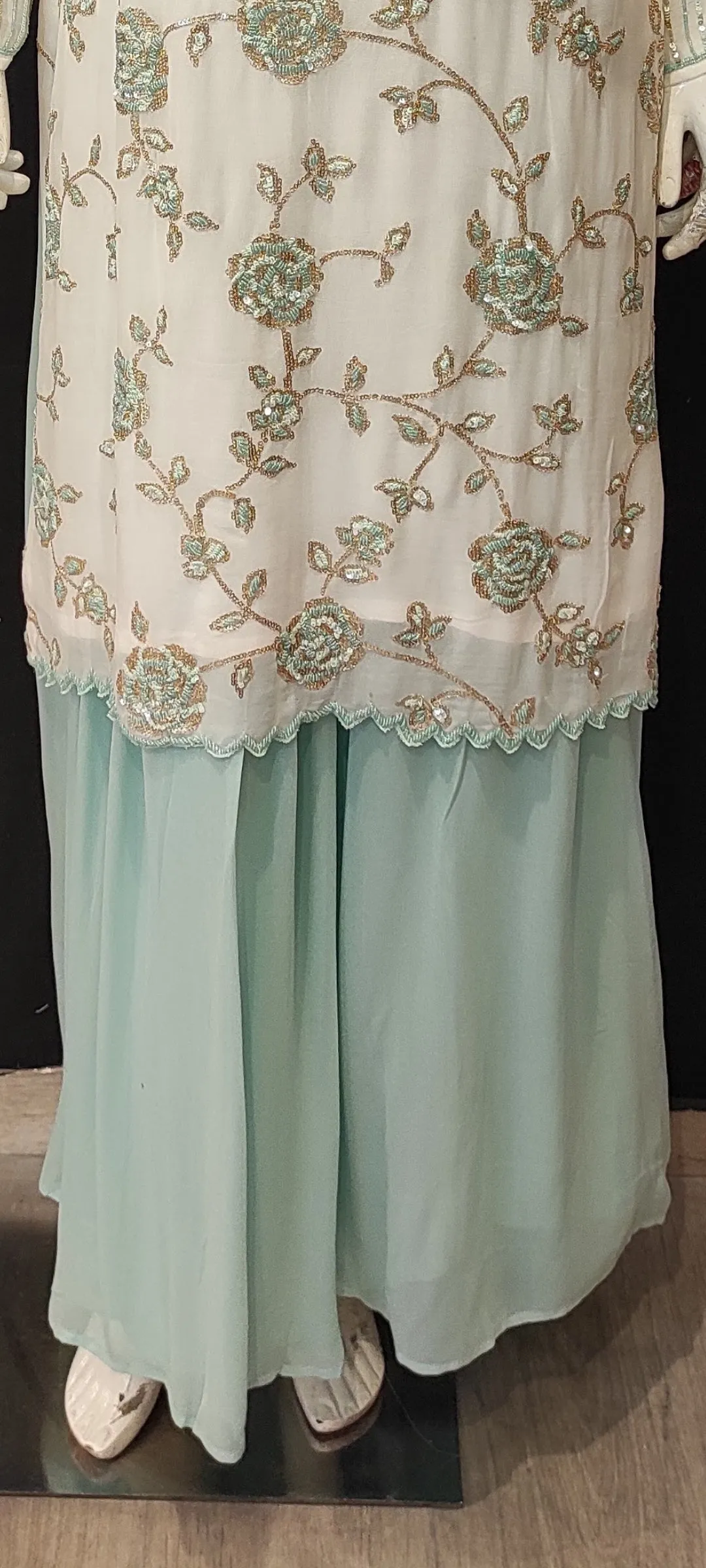 Georgette Suit with Skirt with Sequins Work