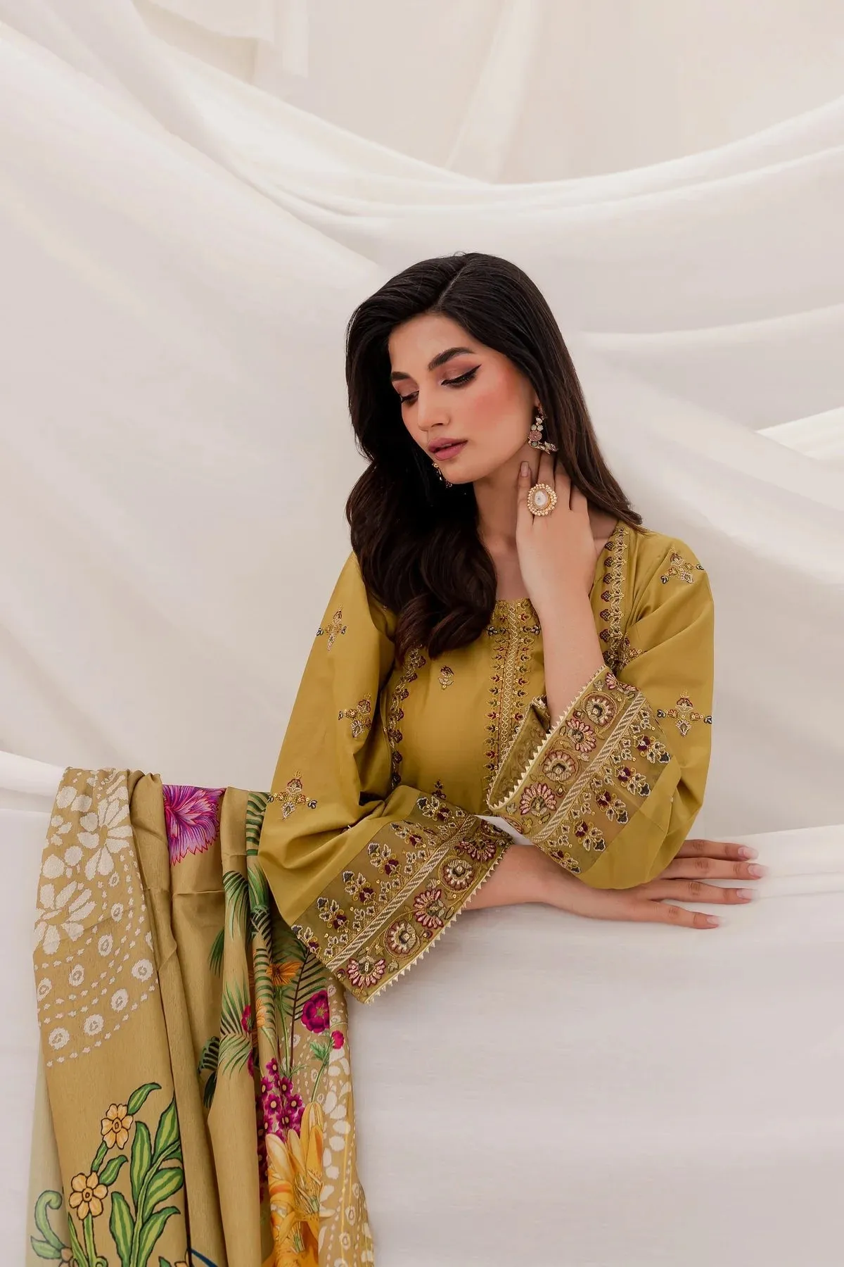 Mushq 3 pc dhannak Embroidered Winter Collection 588