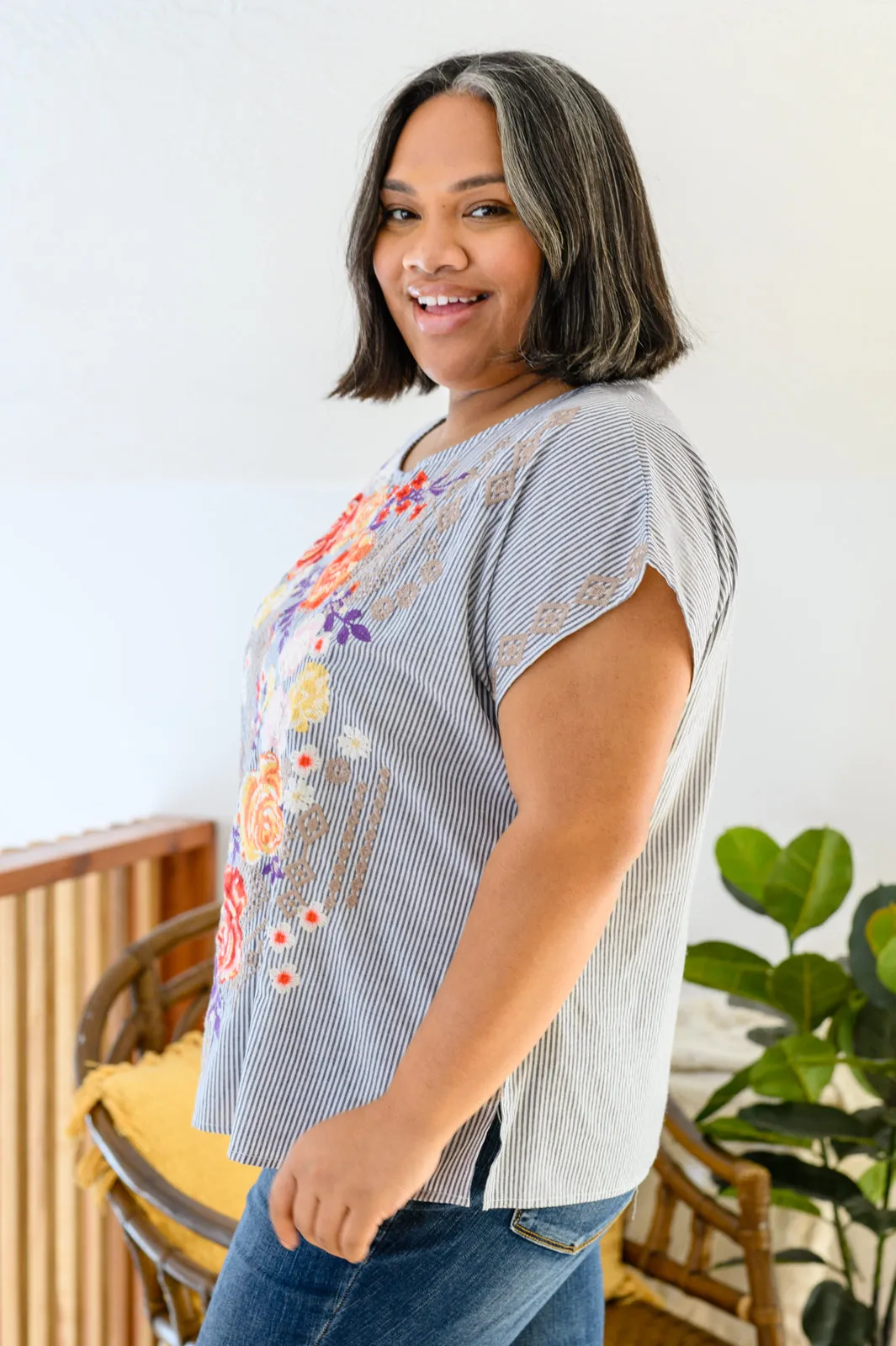 ONLINE EXCLUSIVE Canopy Of Crushes Striped Floral Top